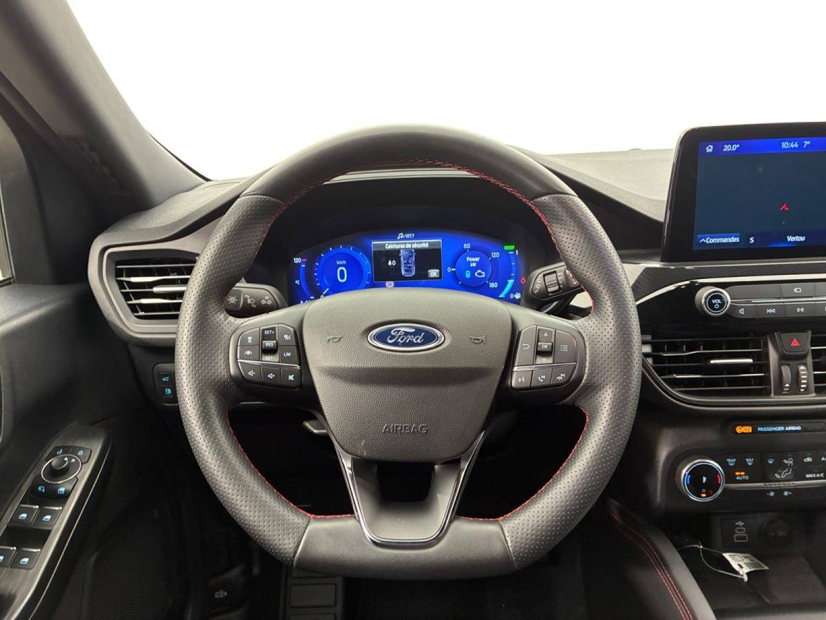 ford-kuga-2023-hibrido-a-gasolina-2488cc