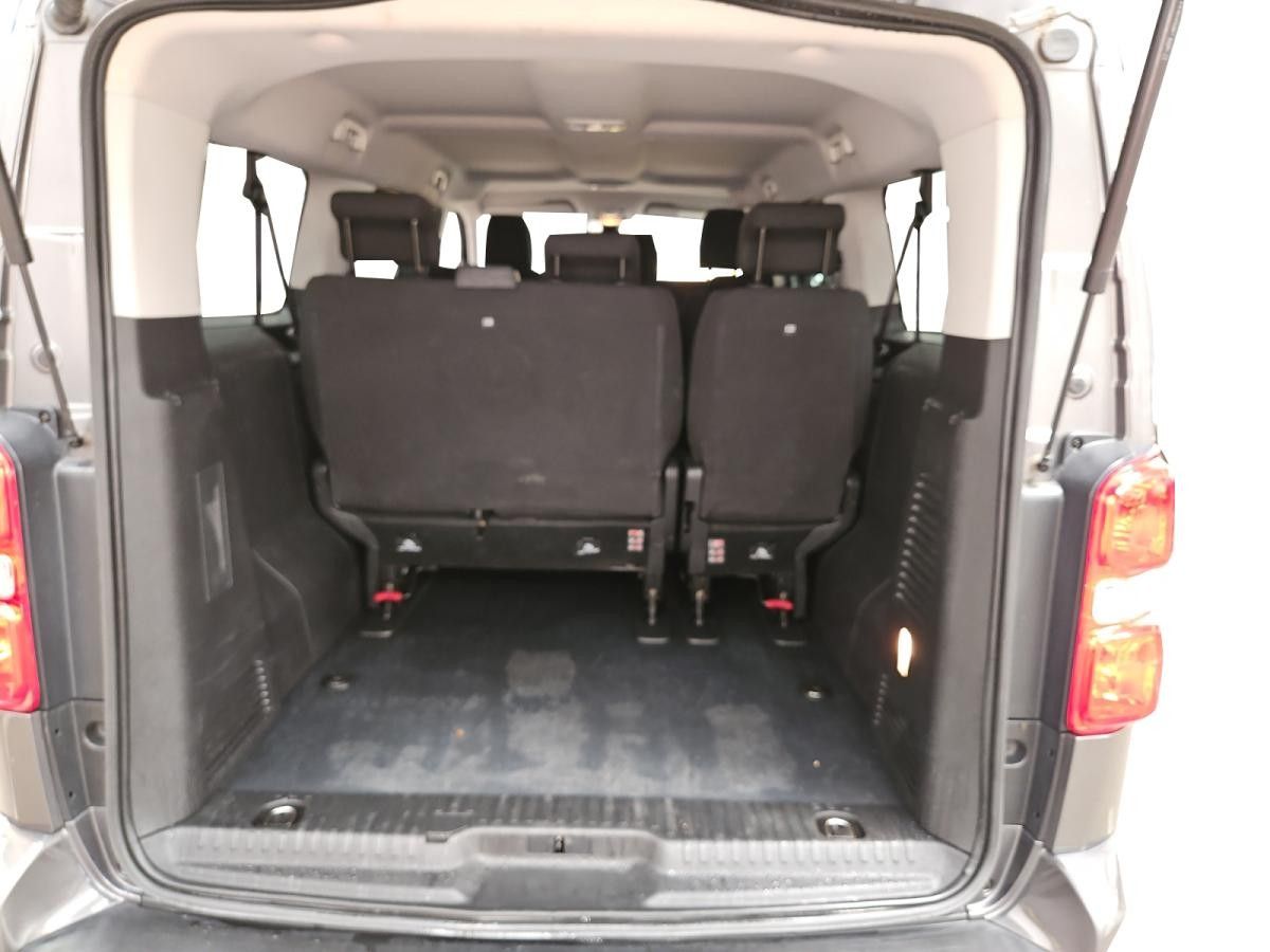 opel-zafira-life-2021-diesel-1499cc