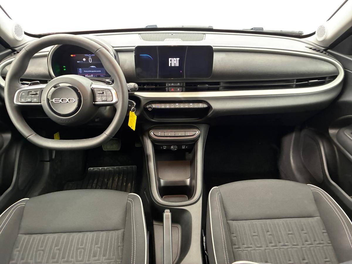 fiat-600-2024-hibrido-a-gasolina-1199cc