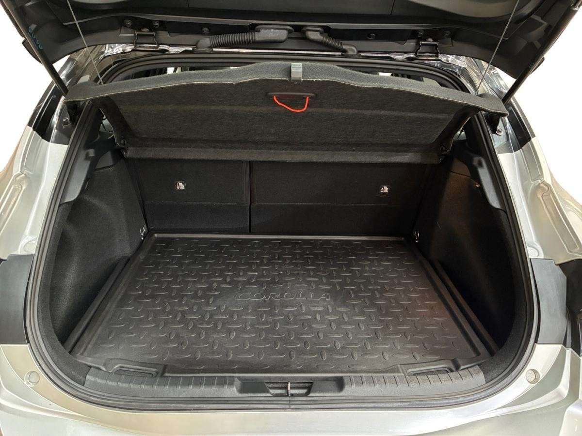 toyota-corolla-2023-hibrido-a-gasolina-1987cc