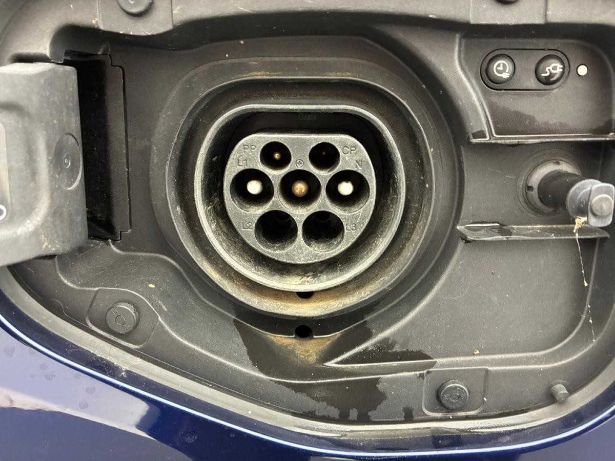 audi-q3-2022-hibrido-a-gasolina-1395cc