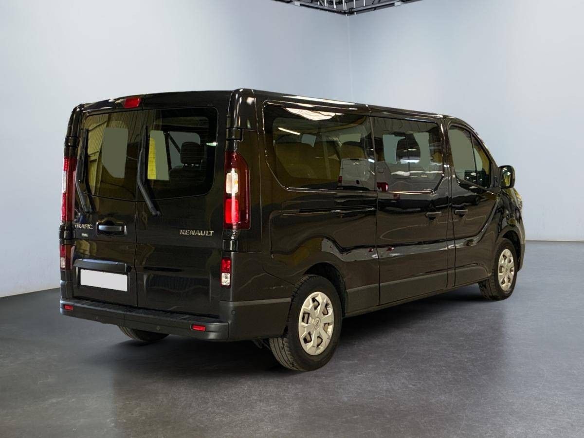 renault-trafic-2023-diesel-1997cc
