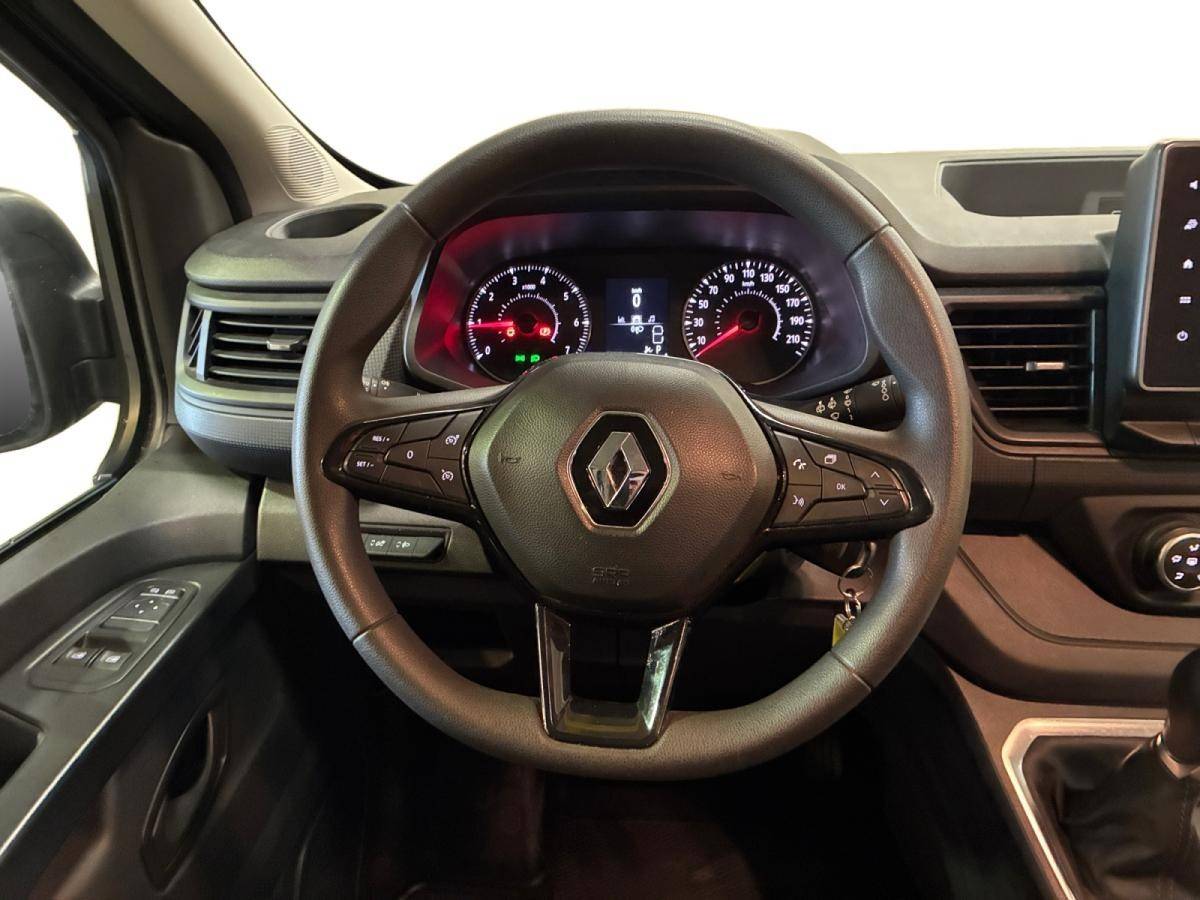 renault-trafic-2023-diesel-1997cc