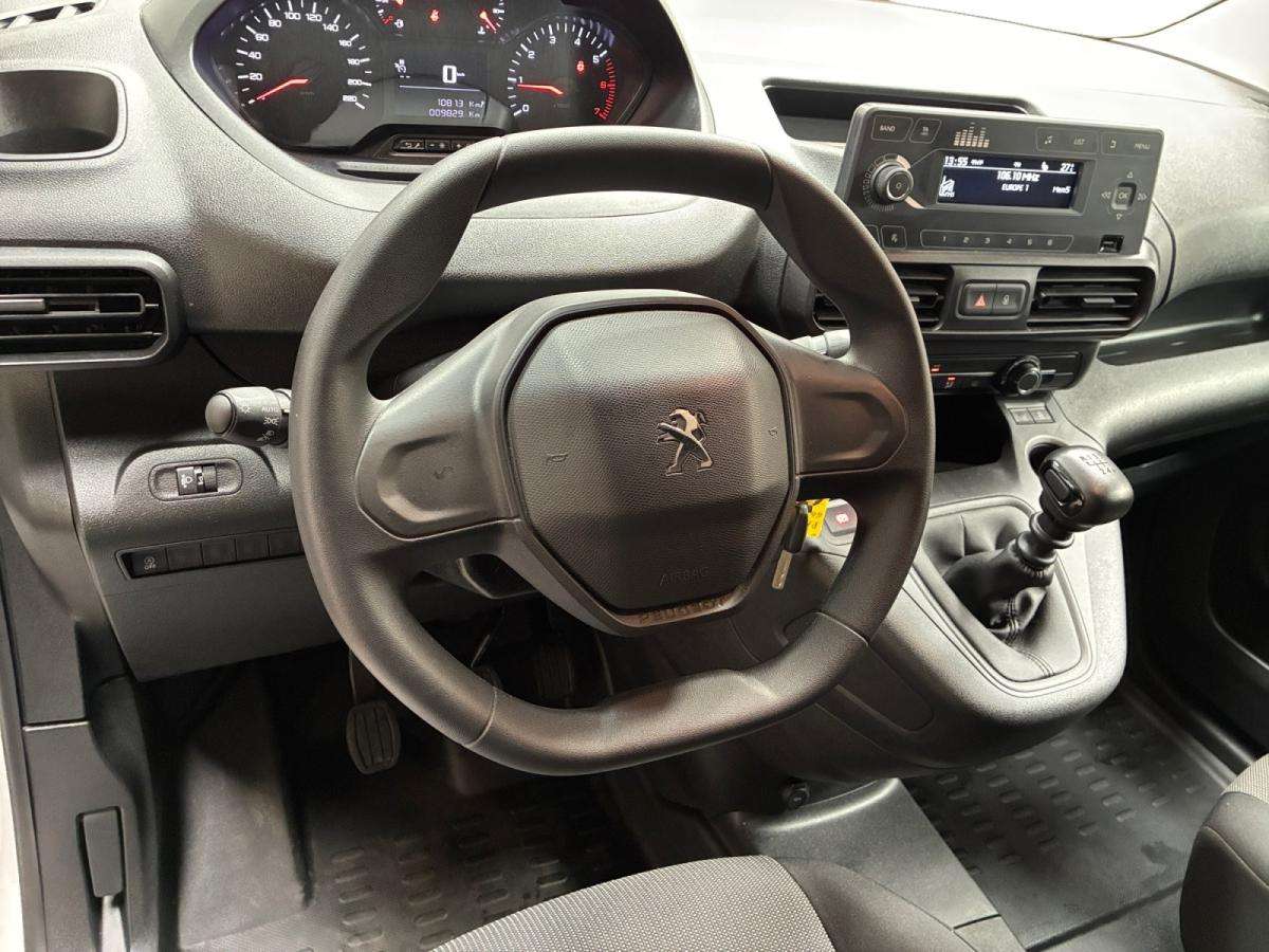 peugeot-partner-2022-gasolina-1199cc