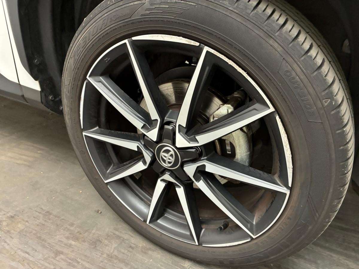 toyota-yaris-cross-2025-hibrido-a-gasolina-1490cc