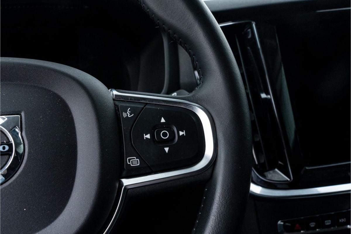 volvo-v60-2020-hibrido-a-gasolina-1969cc
