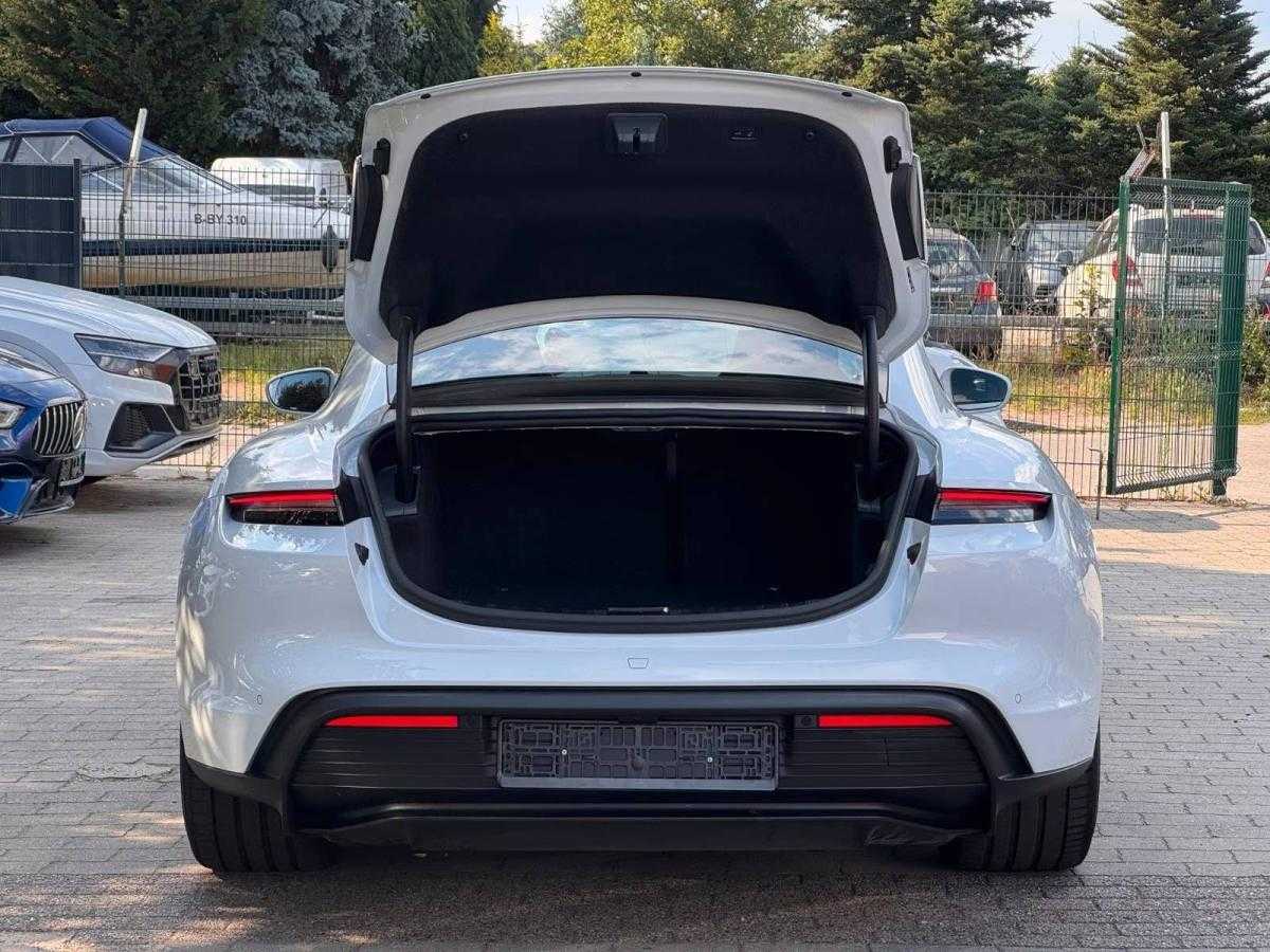 porsche-taycan-2021-eletrico-0cc