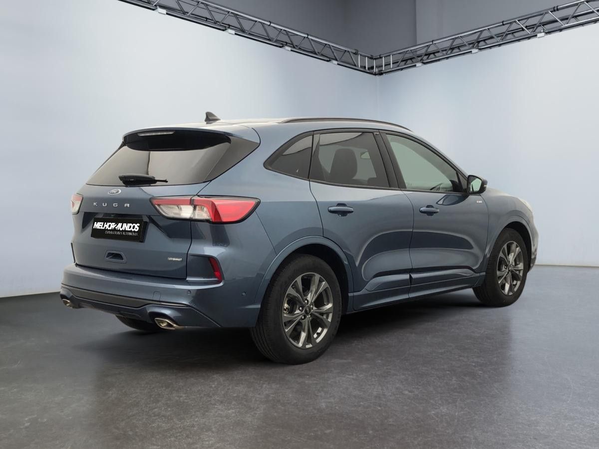 ford-kuga-2023-hibrido-a-gasolina-2488cc