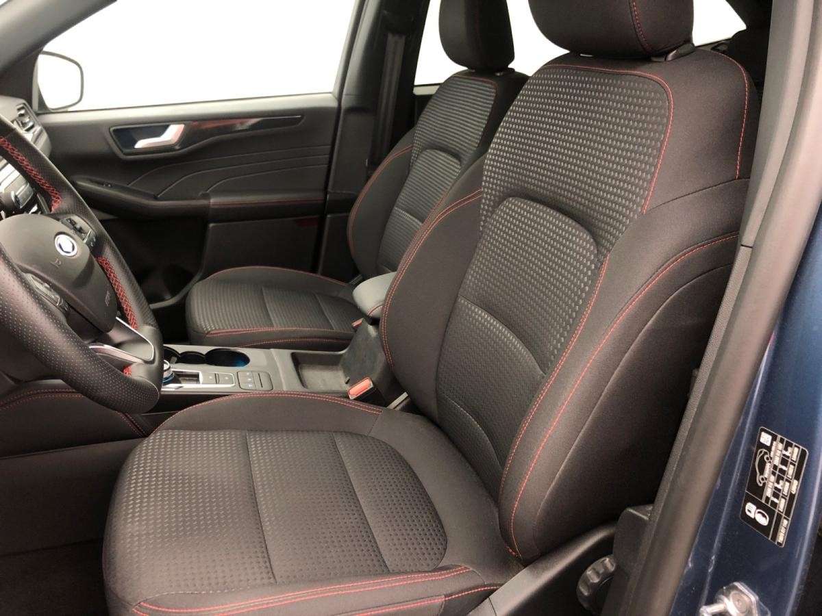 ford-kuga-2023-hibrido-a-gasolina-2488cc