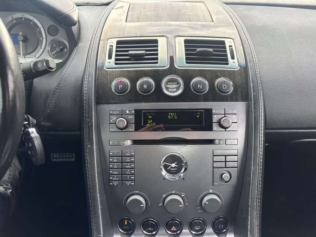 aston-martin-db9-2005-gasolina-5935cc