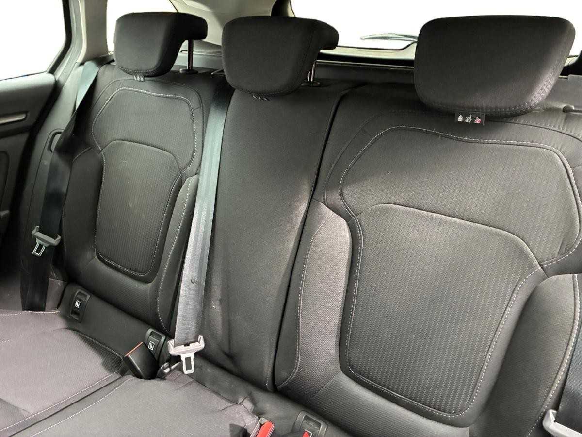 renault-megane-break-2021-hibrido-a-gasolina-1598cc