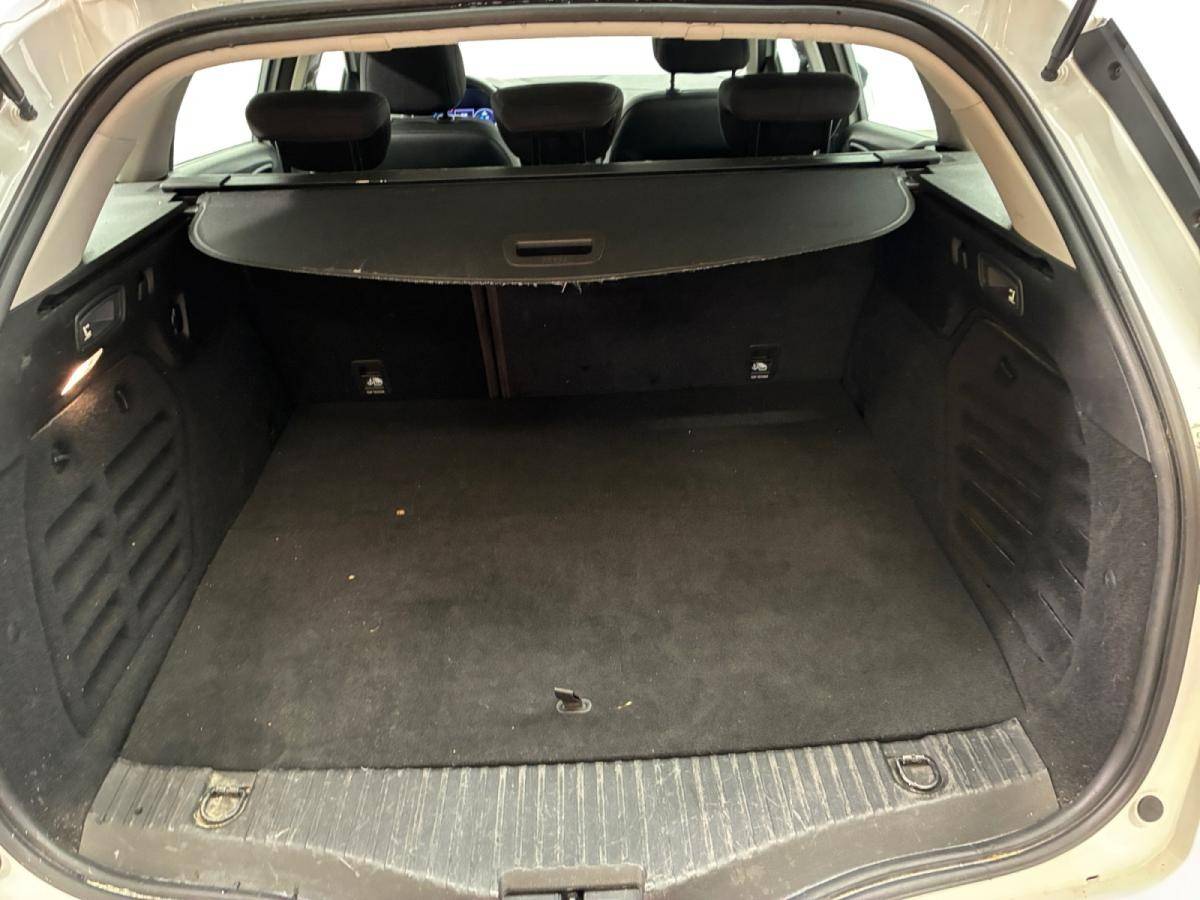 renault-megane-break-2021-hibrido-a-gasolina-1598cc