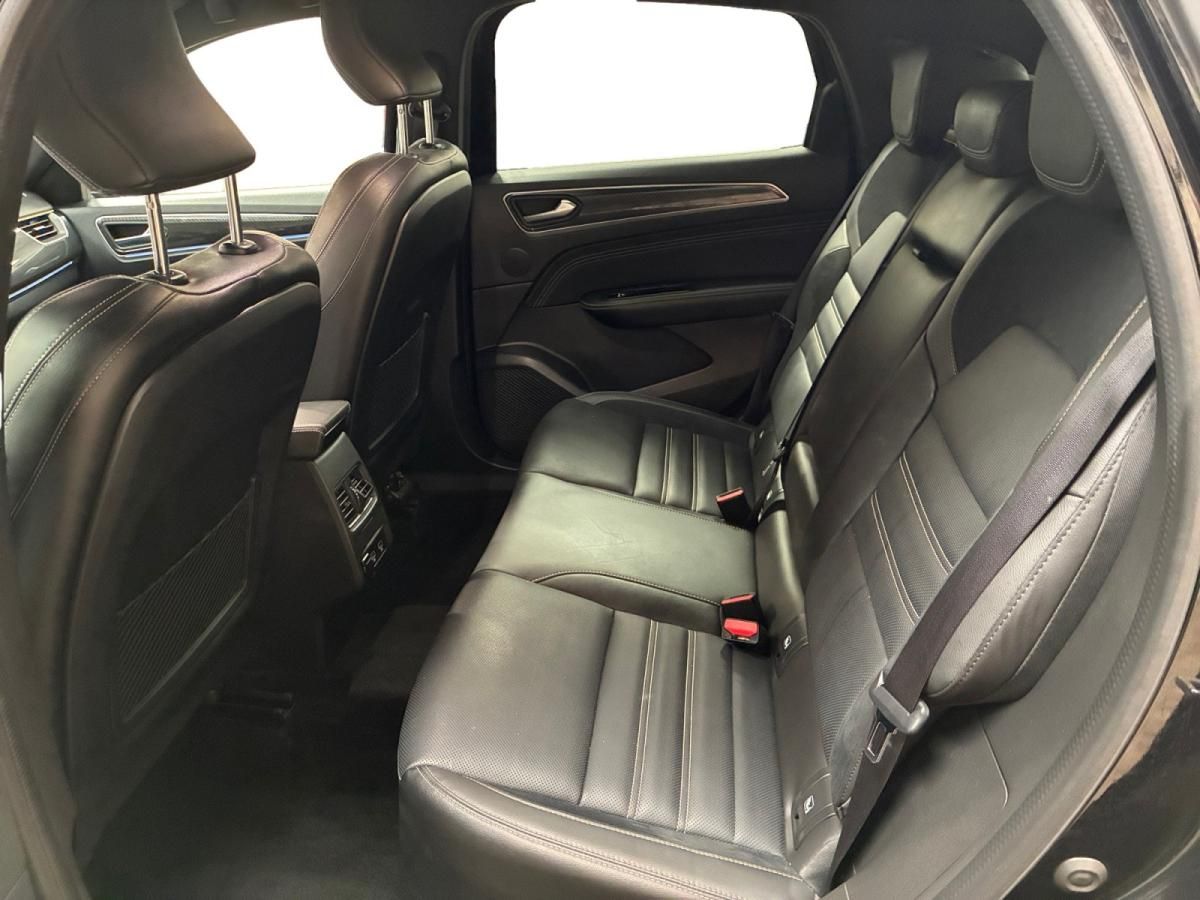 renault-arkana-2023-hibrido-a-gasolina-1598cc