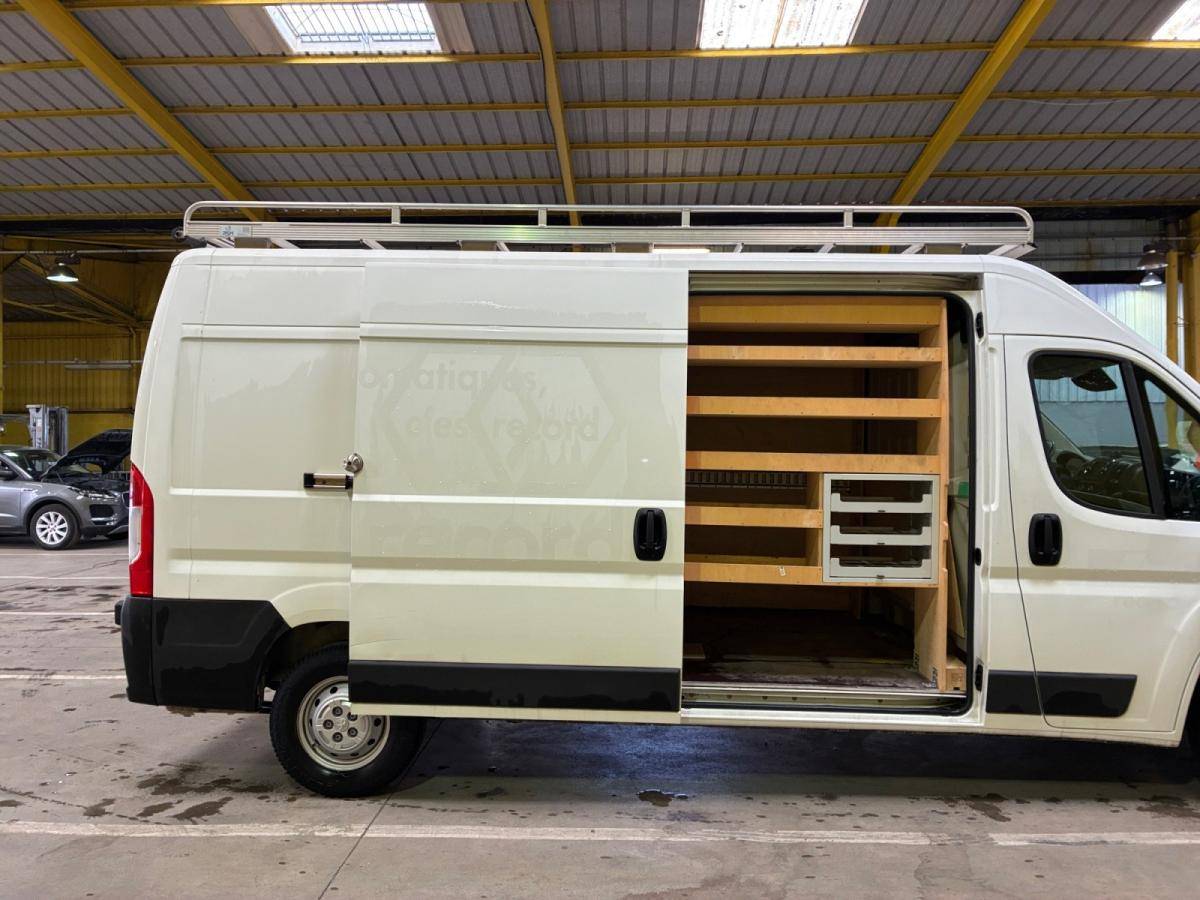 peugeot-boxer-2022-diesel-2179cc
