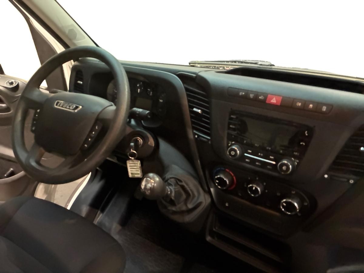 iveco-daily-2019-diesel-2998cc