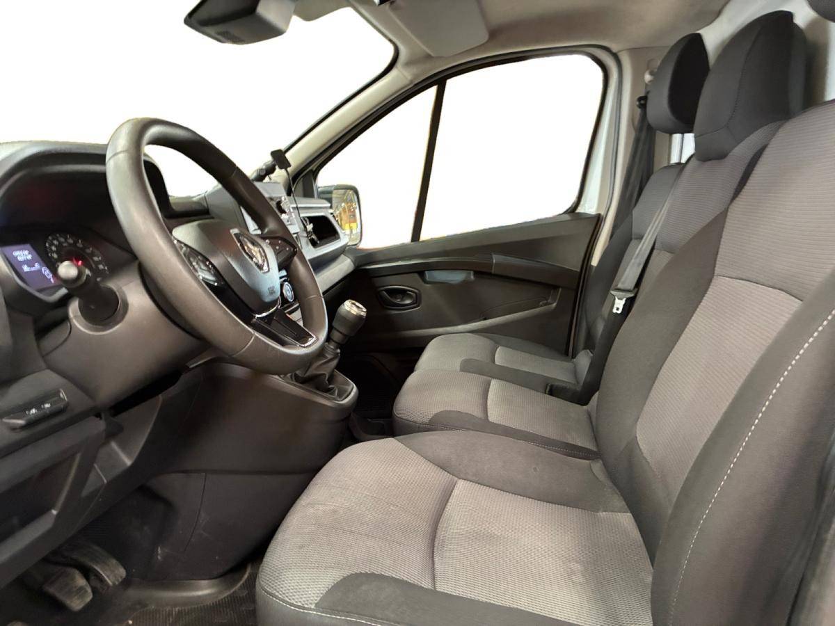 renault-trafic-2022-diesel-1997cc