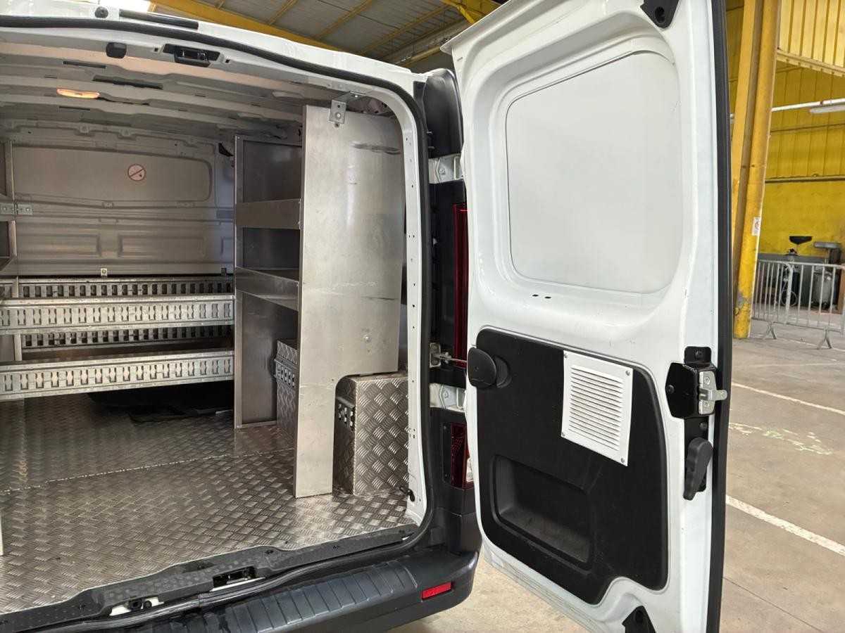 renault-trafic-2022-diesel-1997cc