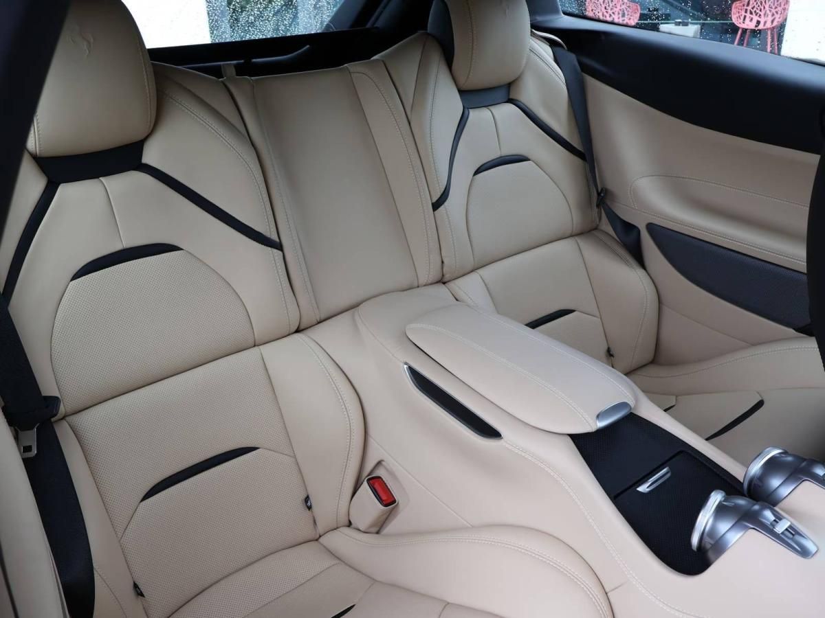 ferrari-gtc4-lusso-2017-gasolina-6262cc