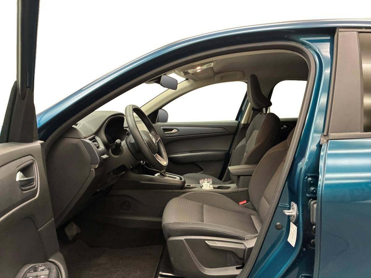 renault-arkana-2023-hibrido-a-gasolina-1598cc
