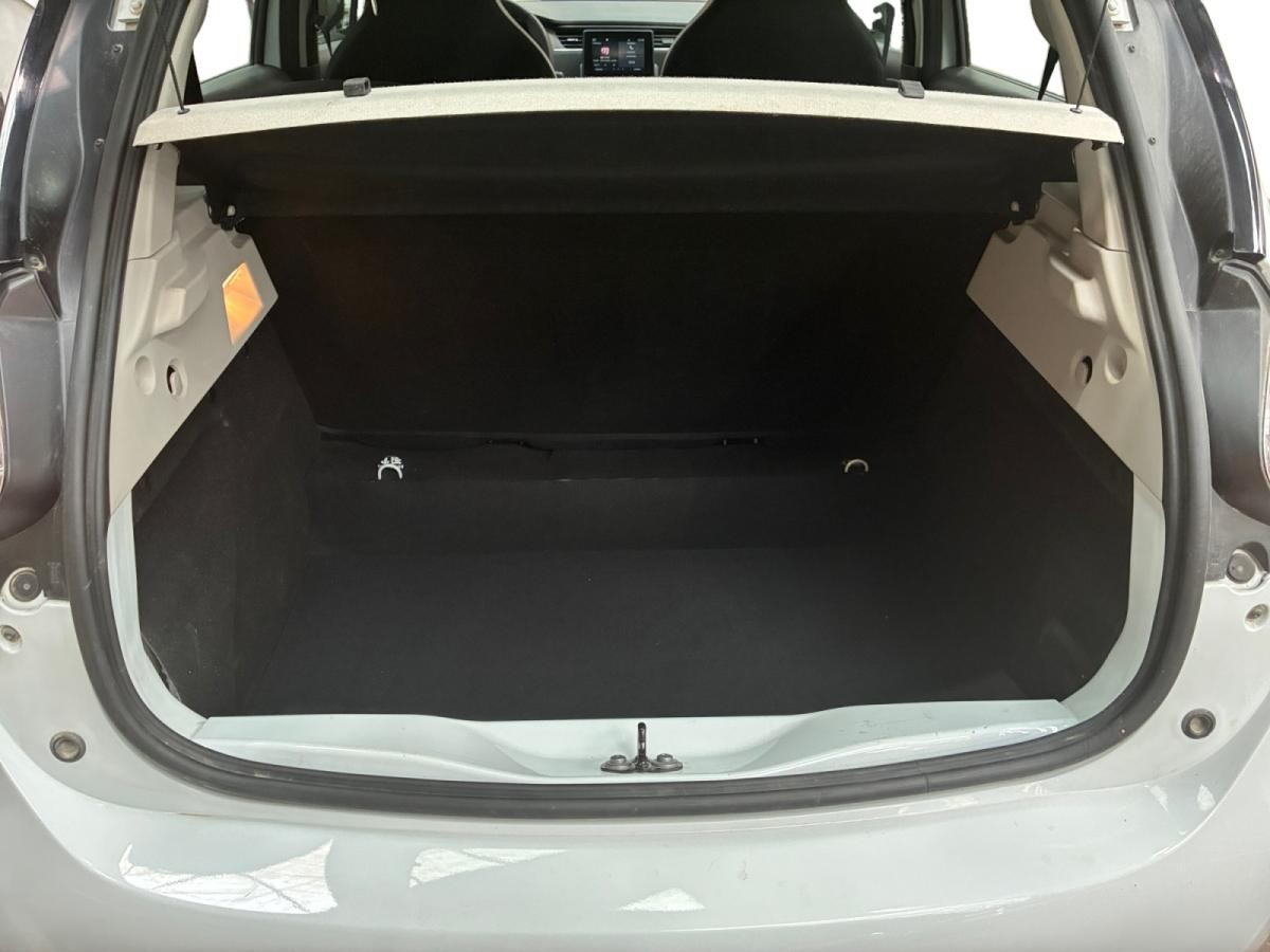 renault-zoe-2022-eletrico-0cc