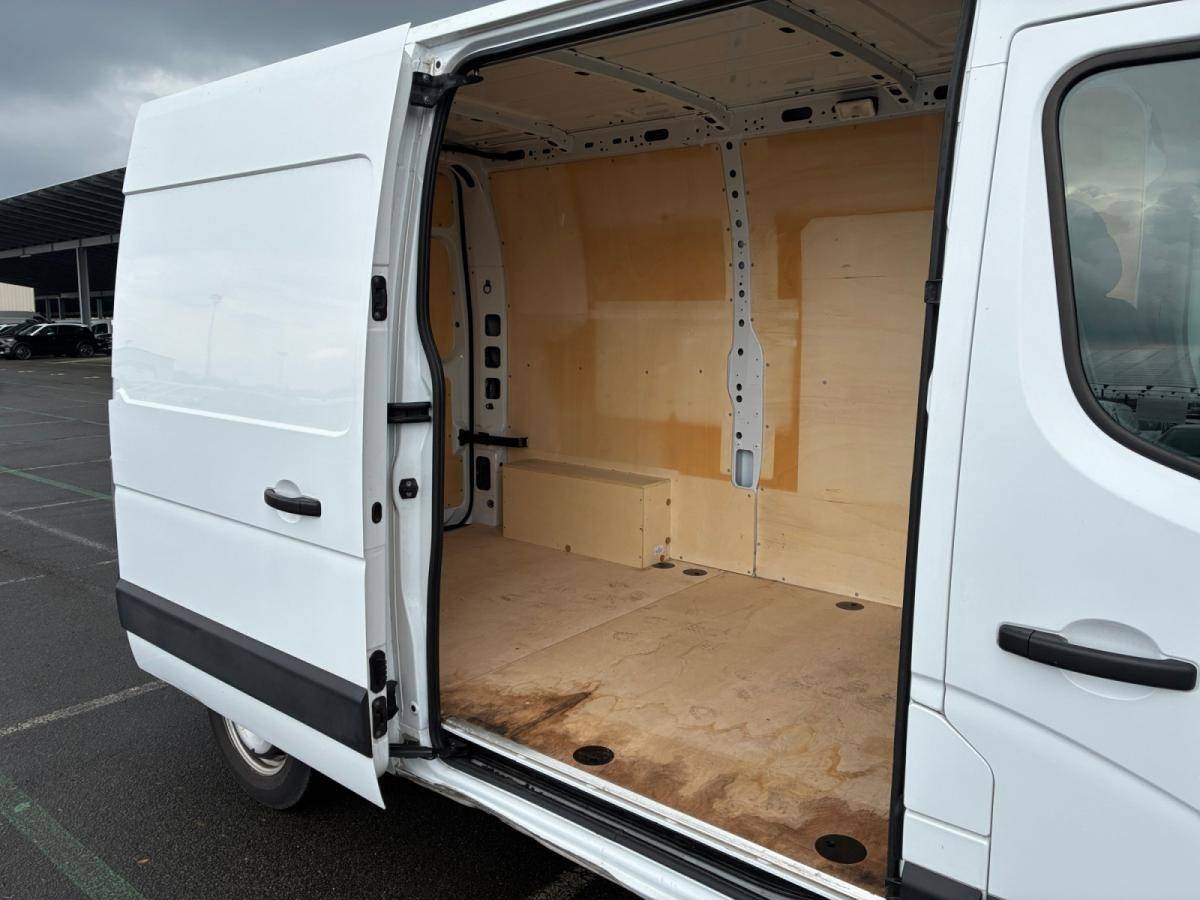 renault-master-2020-diesel-2299cc