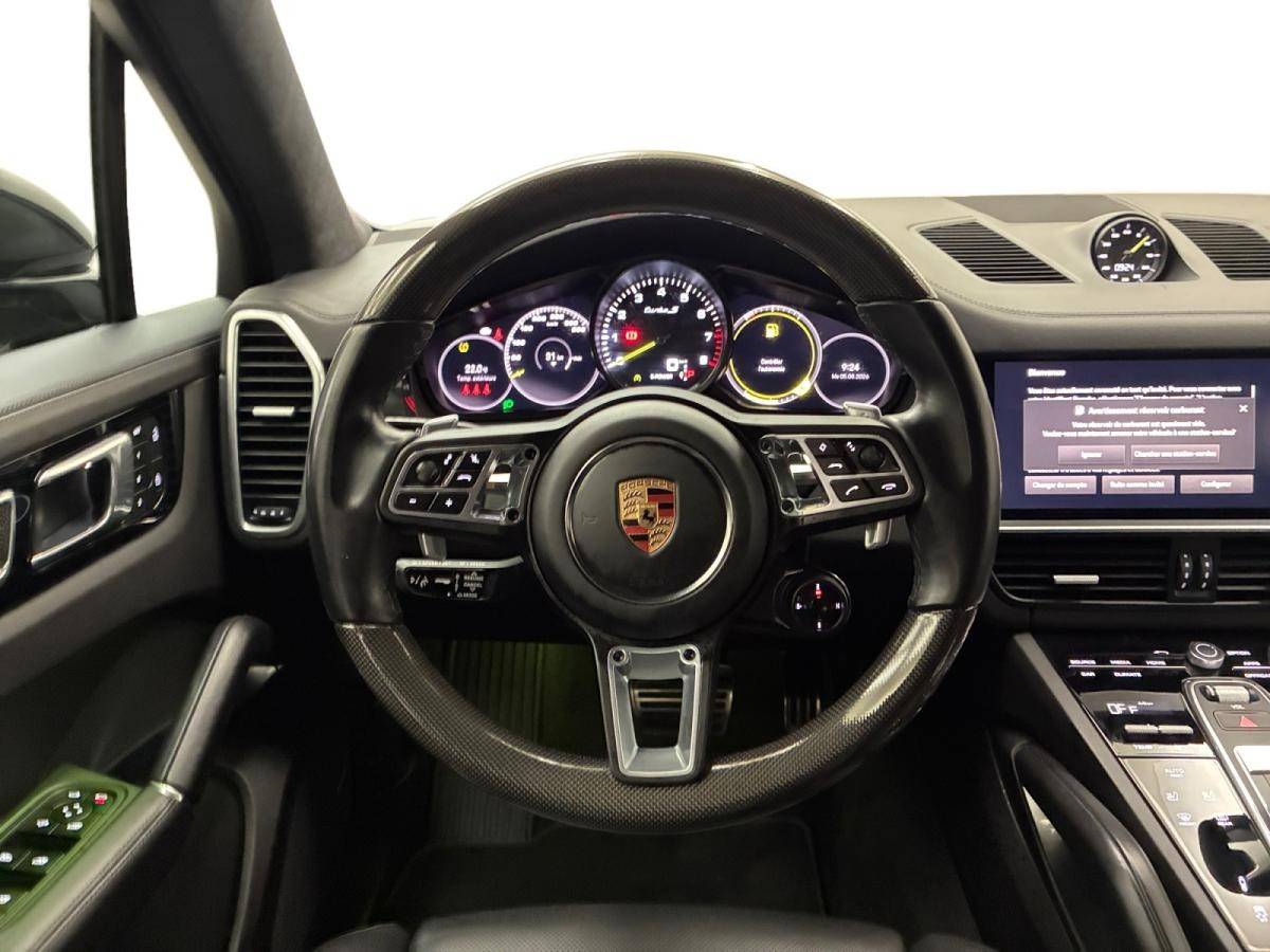 porsche-cayenne-2023-hibrido-a-gasolina-3996cc