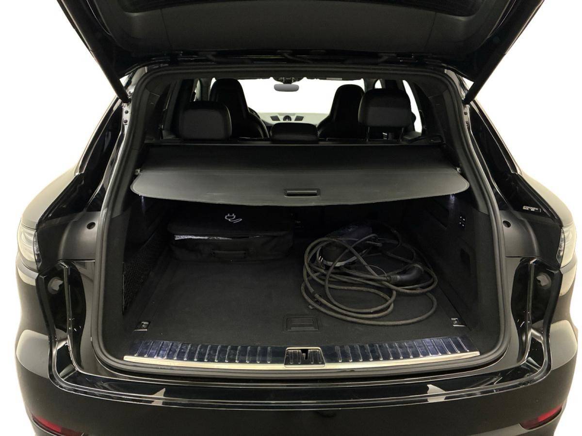 porsche-cayenne-2023-hibrido-a-gasolina-3996cc