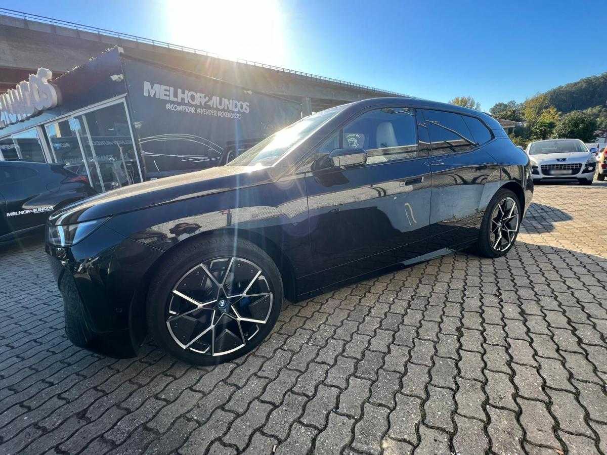 bmw-ix-2022-eletrico-500cc