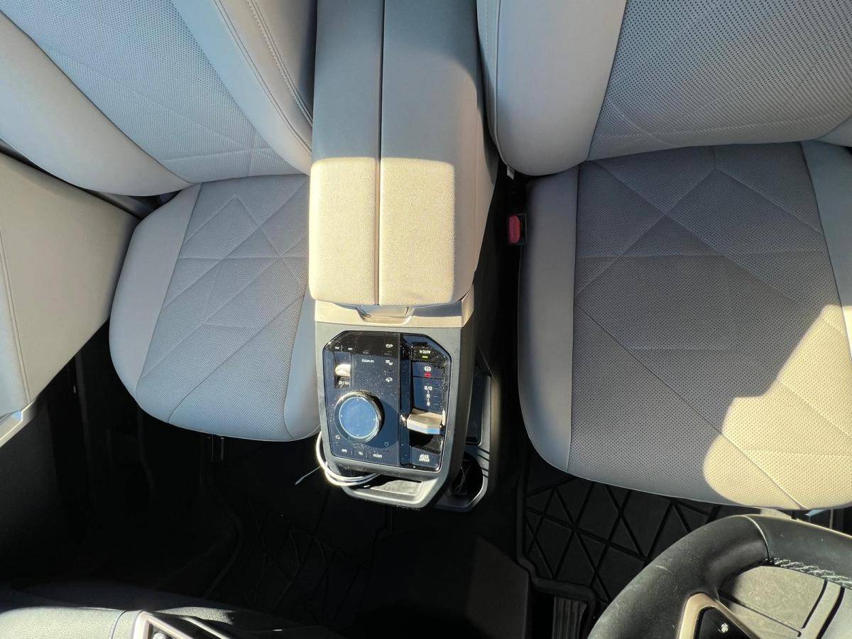 bmw-ix-2022-eletrico-500cc