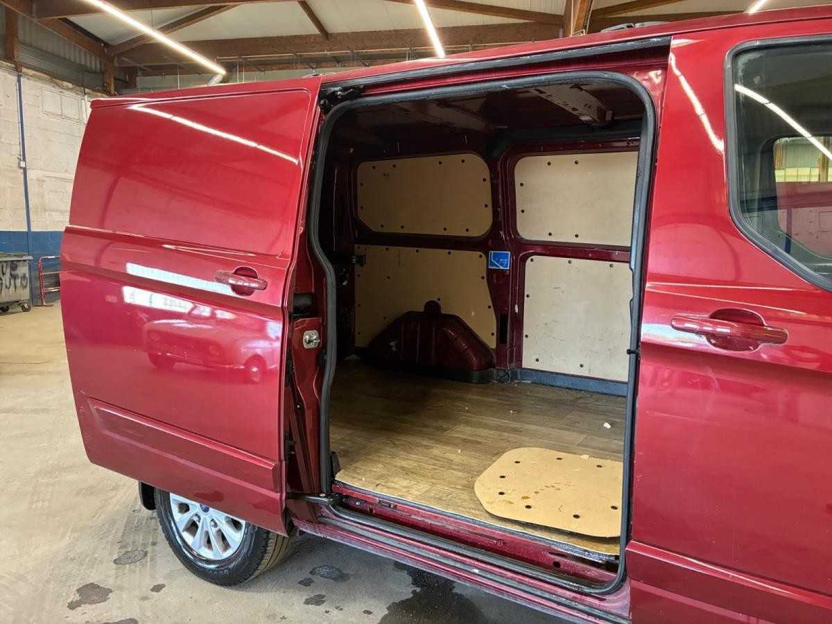 ford-transit-custom-2022-diesel-1995cc