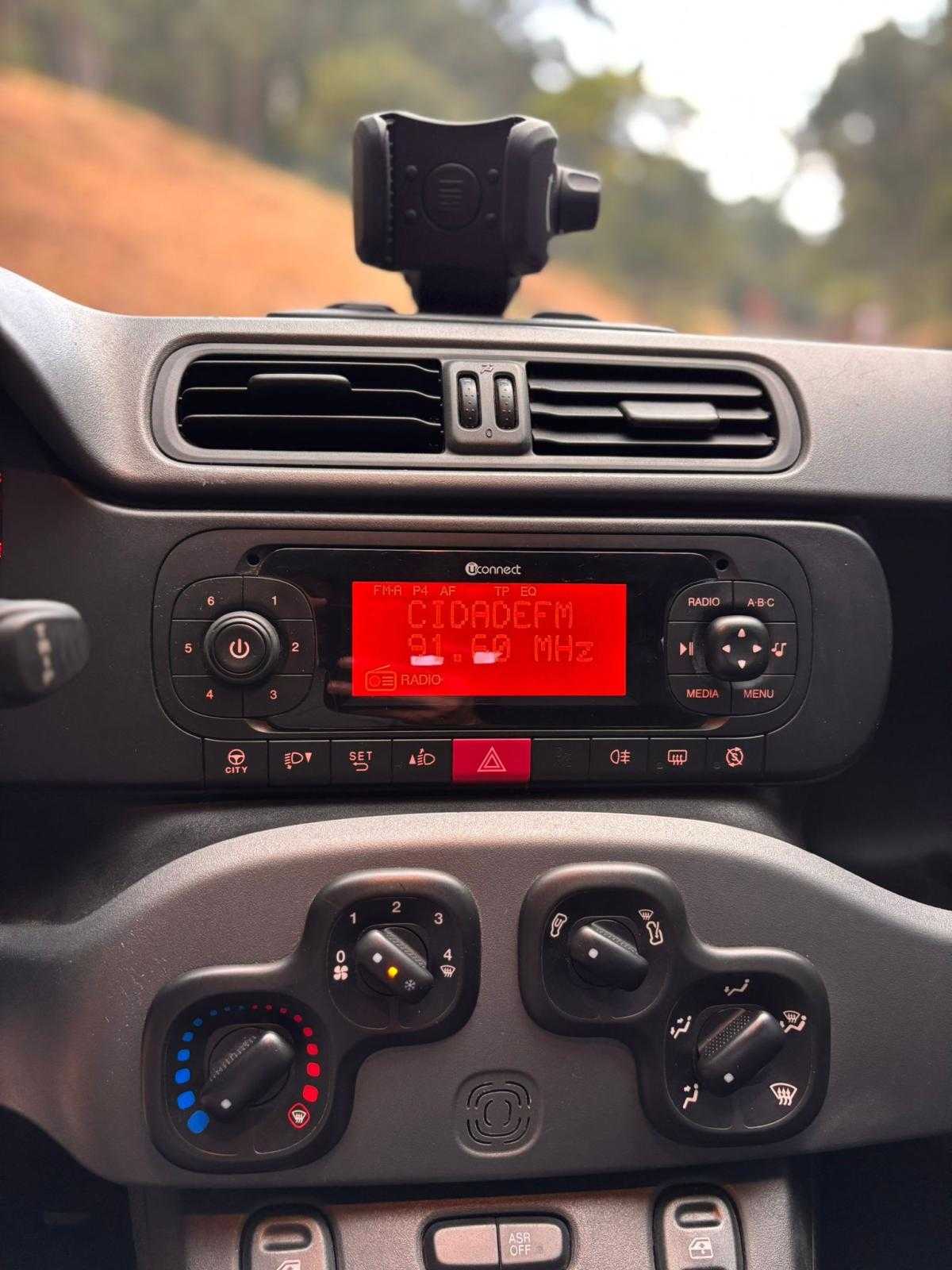 fiat-panda-2022-hibrido-a-gasolina-999cc