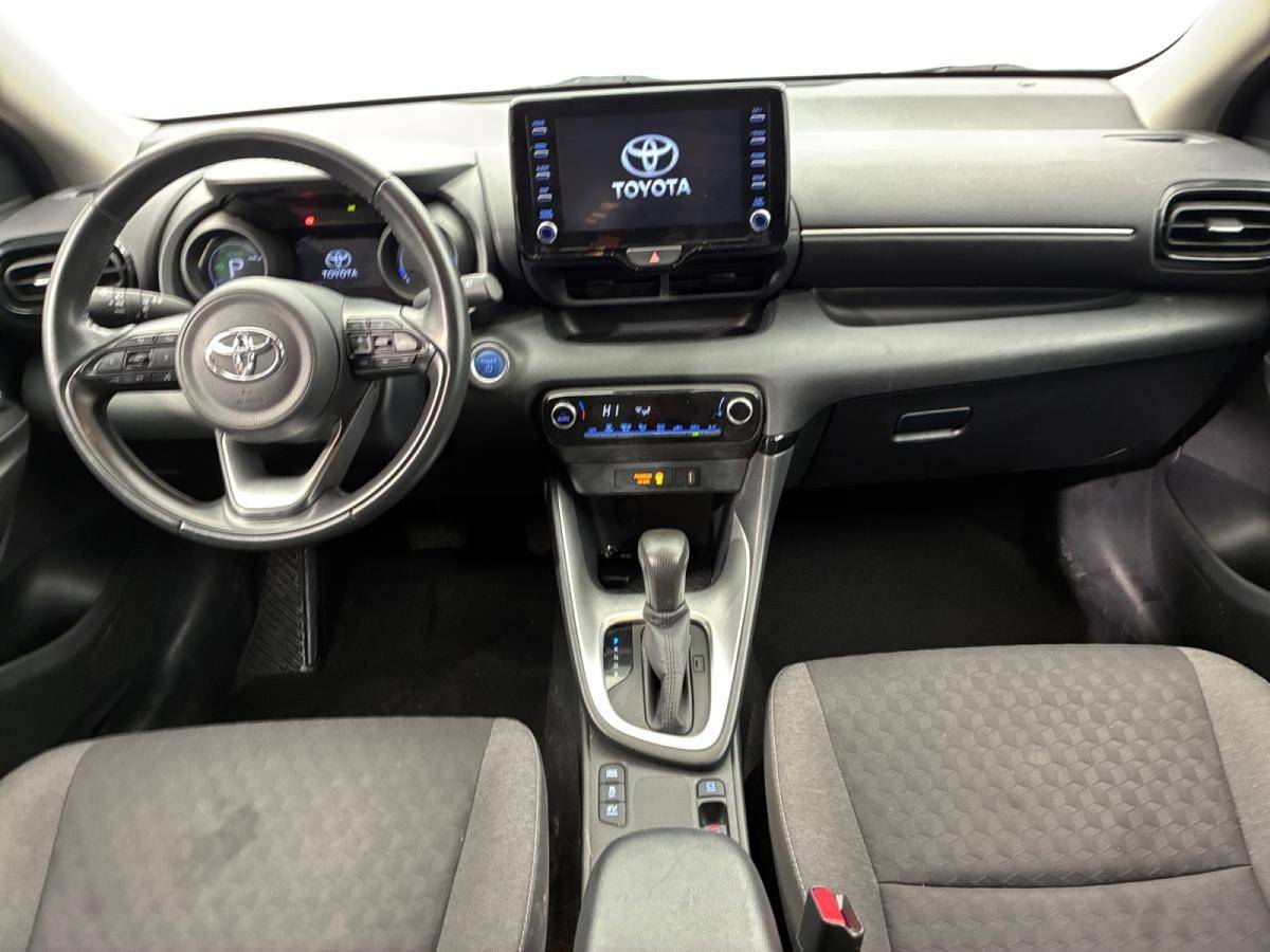 toyota-yaris-2022-hibrido-a-gasolina-1490cc