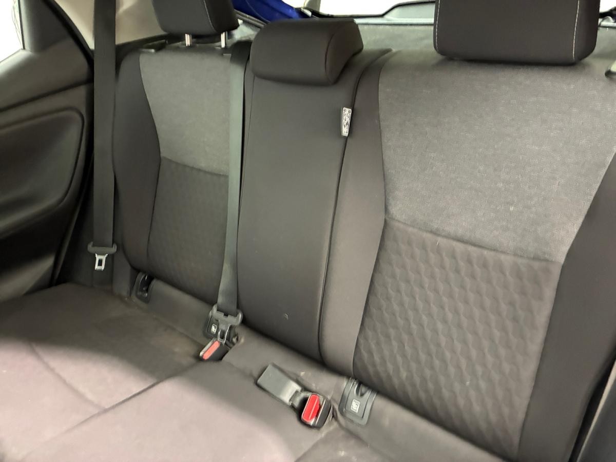 toyota-yaris-2022-hibrido-a-gasolina-1490cc