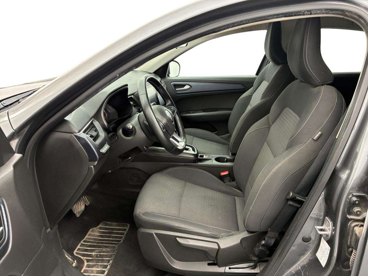 renault-arkana-2023-hibrido-a-gasolina-1598cc