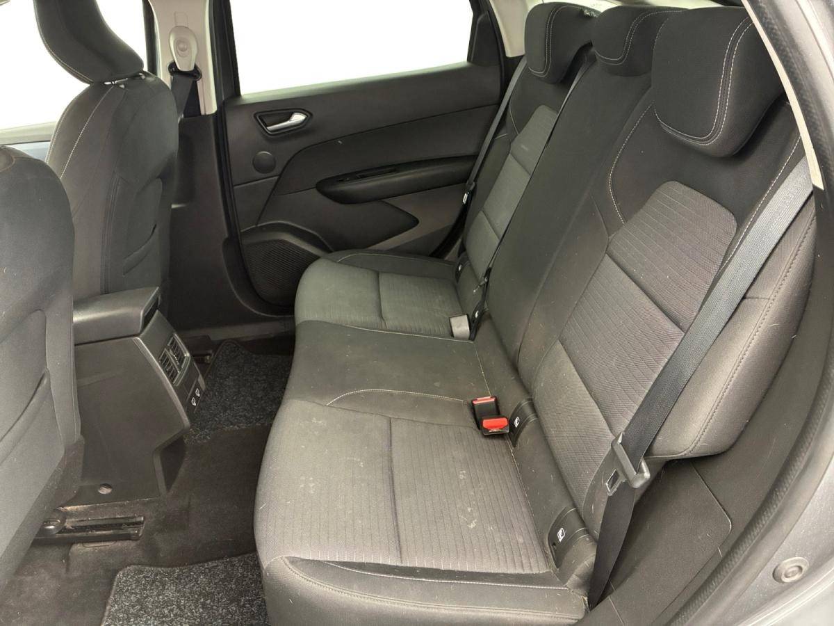 renault-arkana-2023-hibrido-a-gasolina-1598cc