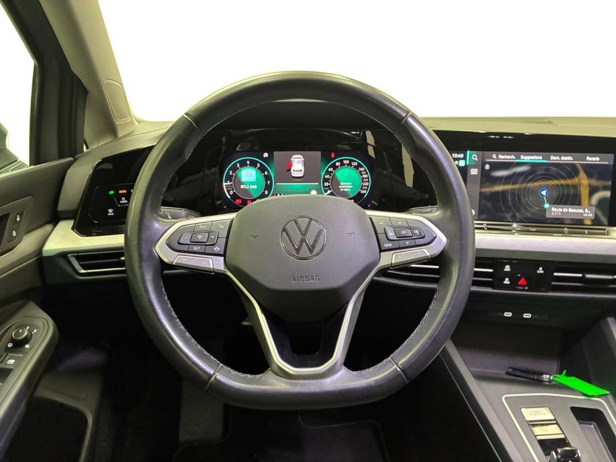 volkswagen-golf-2023-hibrido-a-gasolina-999cc