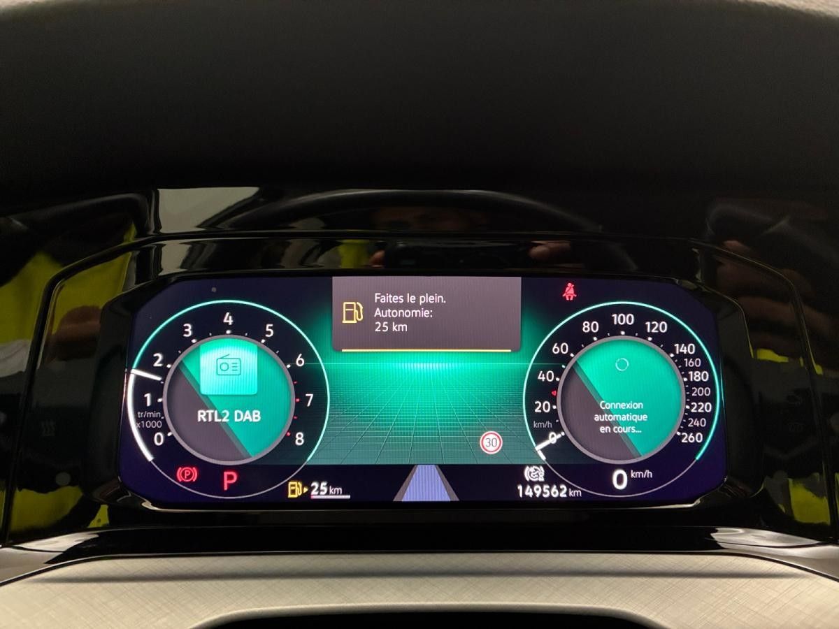 volkswagen-golf-2023-hibrido-a-gasolina-999cc