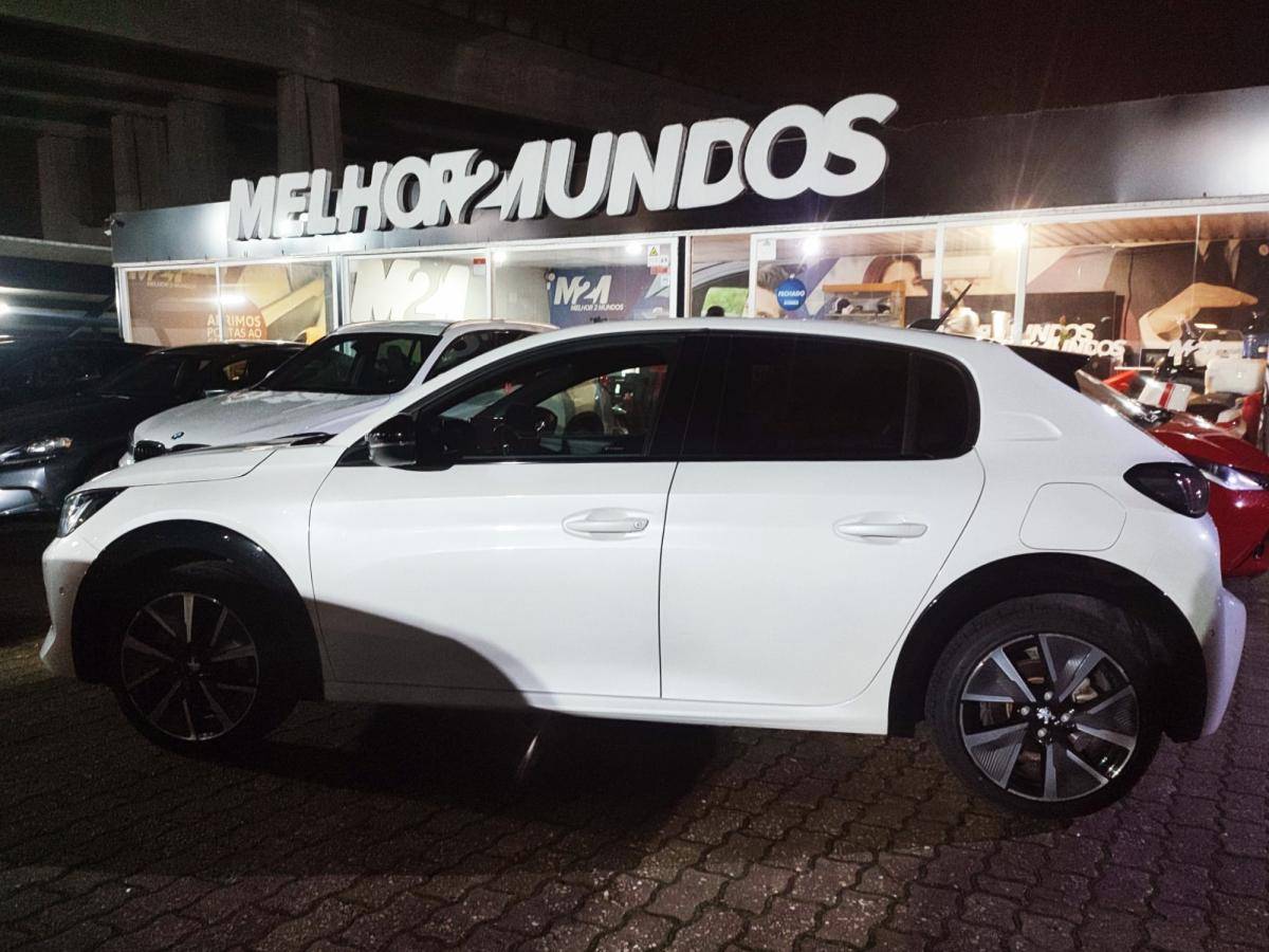 peugeot-208-2021-eletrico-500cc