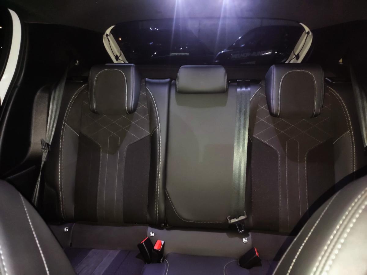 peugeot-208-2021-eletrico-500cc