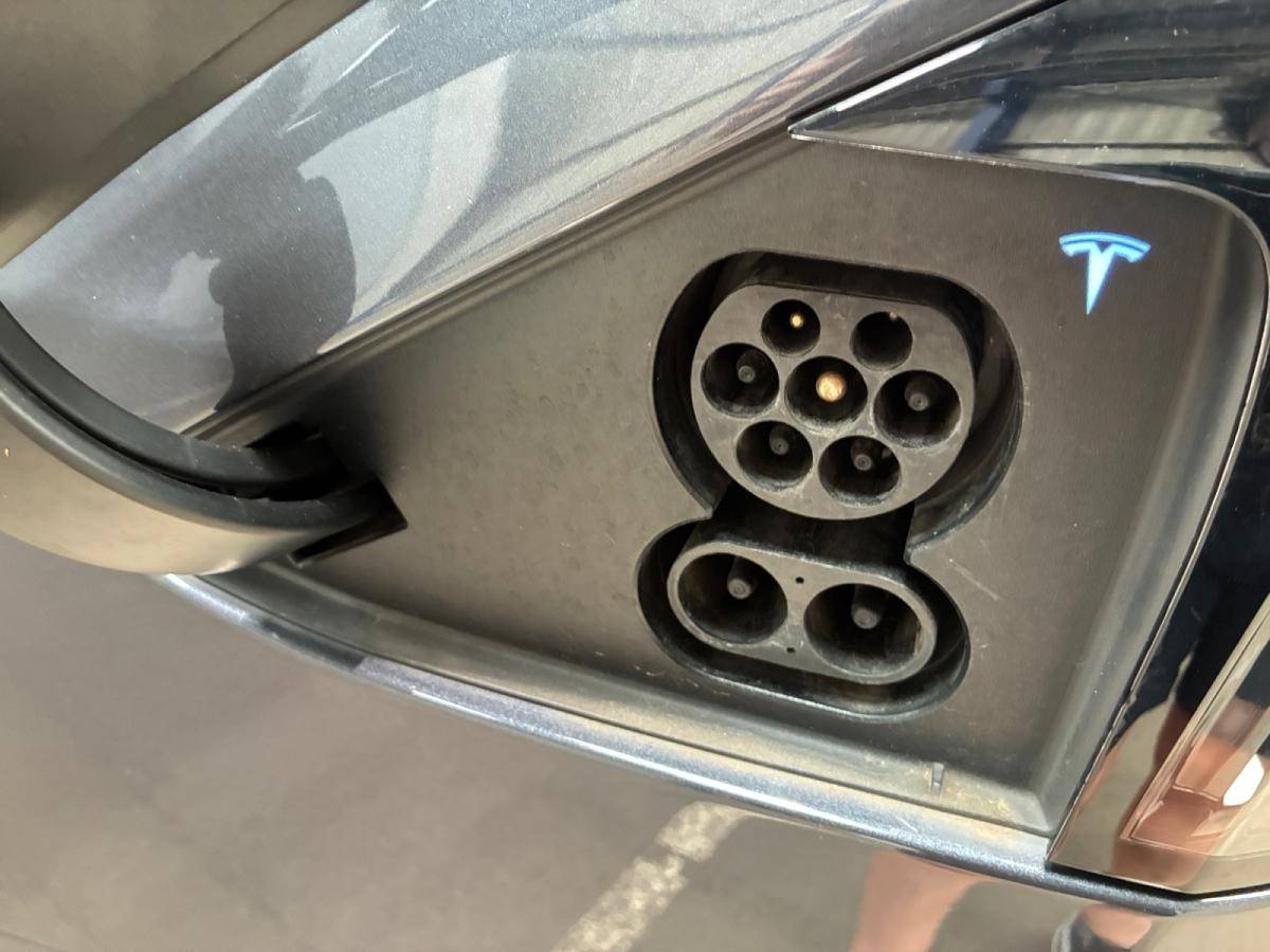 tesla-model-x-2023-eletrico-0cc