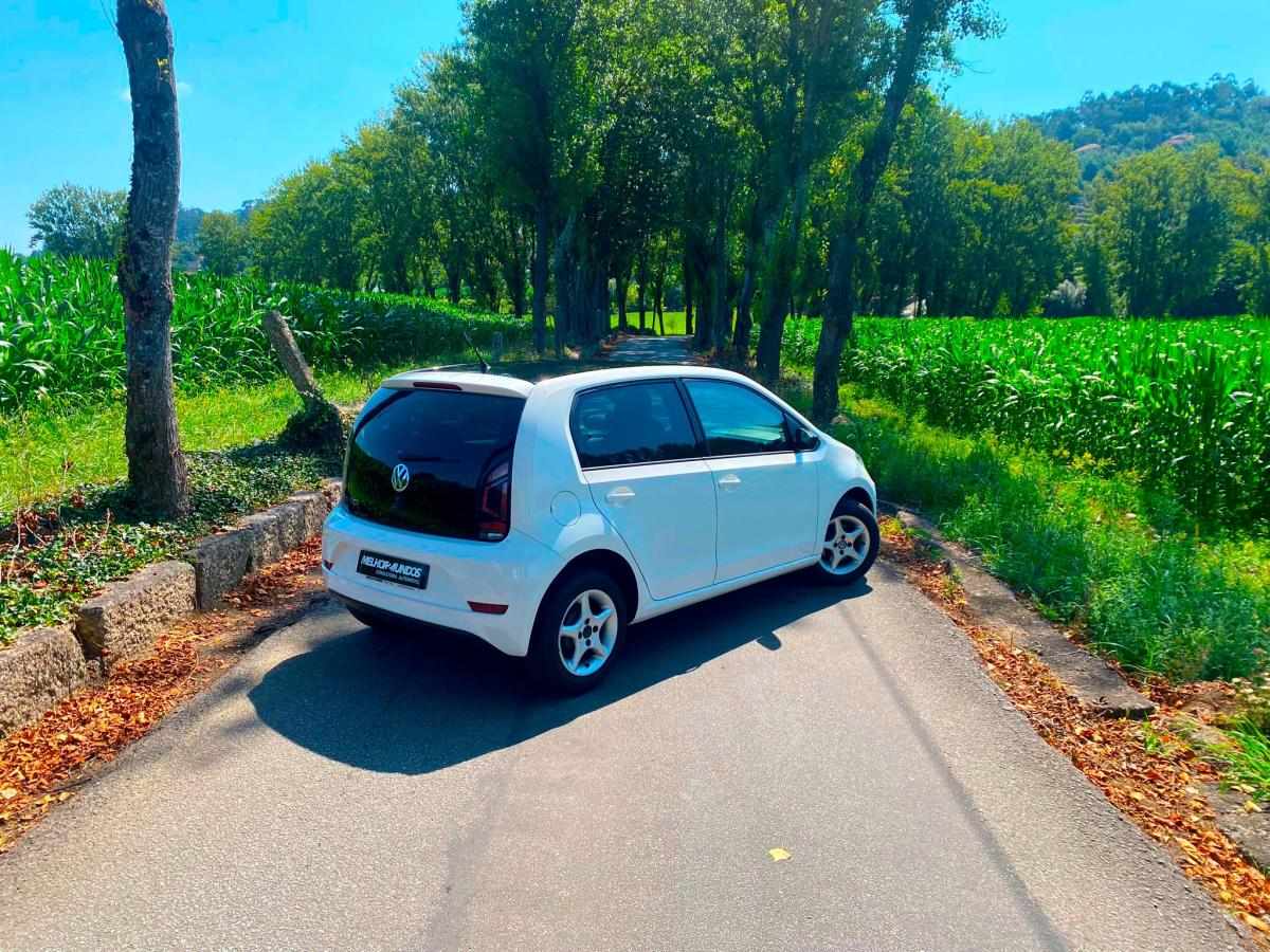 volkswagen-up-2017-gasolina-999cc