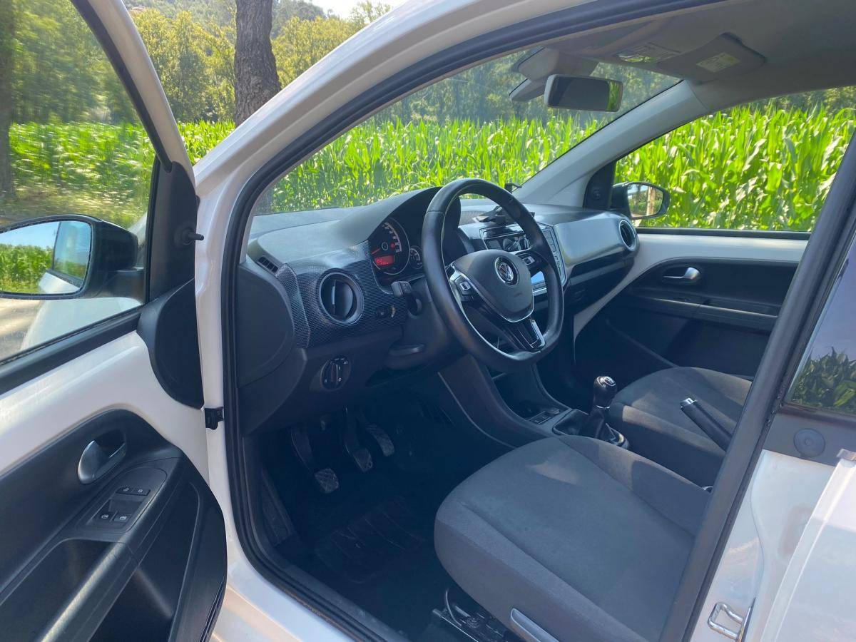 volkswagen-up-2017-gasolina-999cc