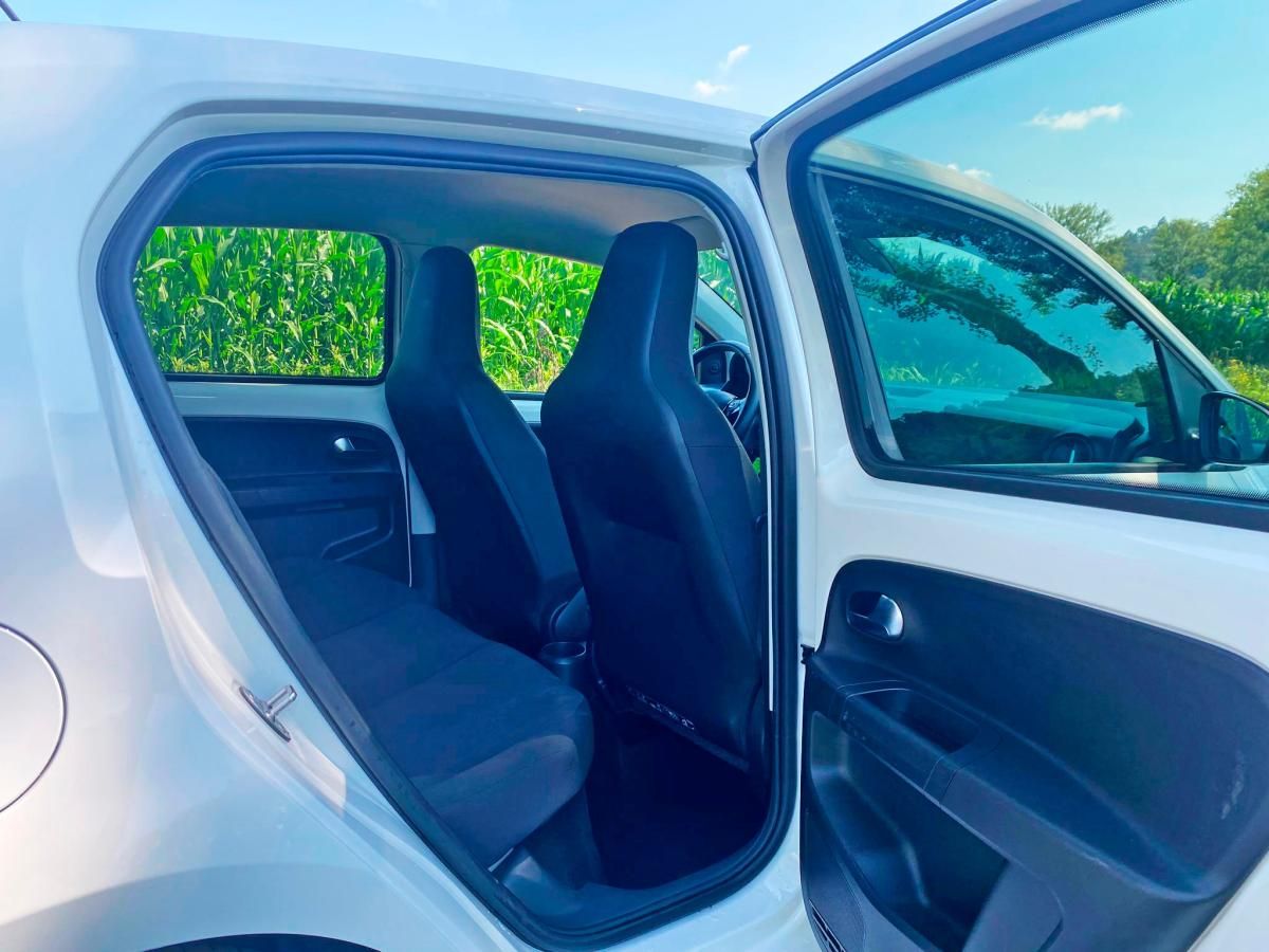 volkswagen-up-2017-gasolina-999cc