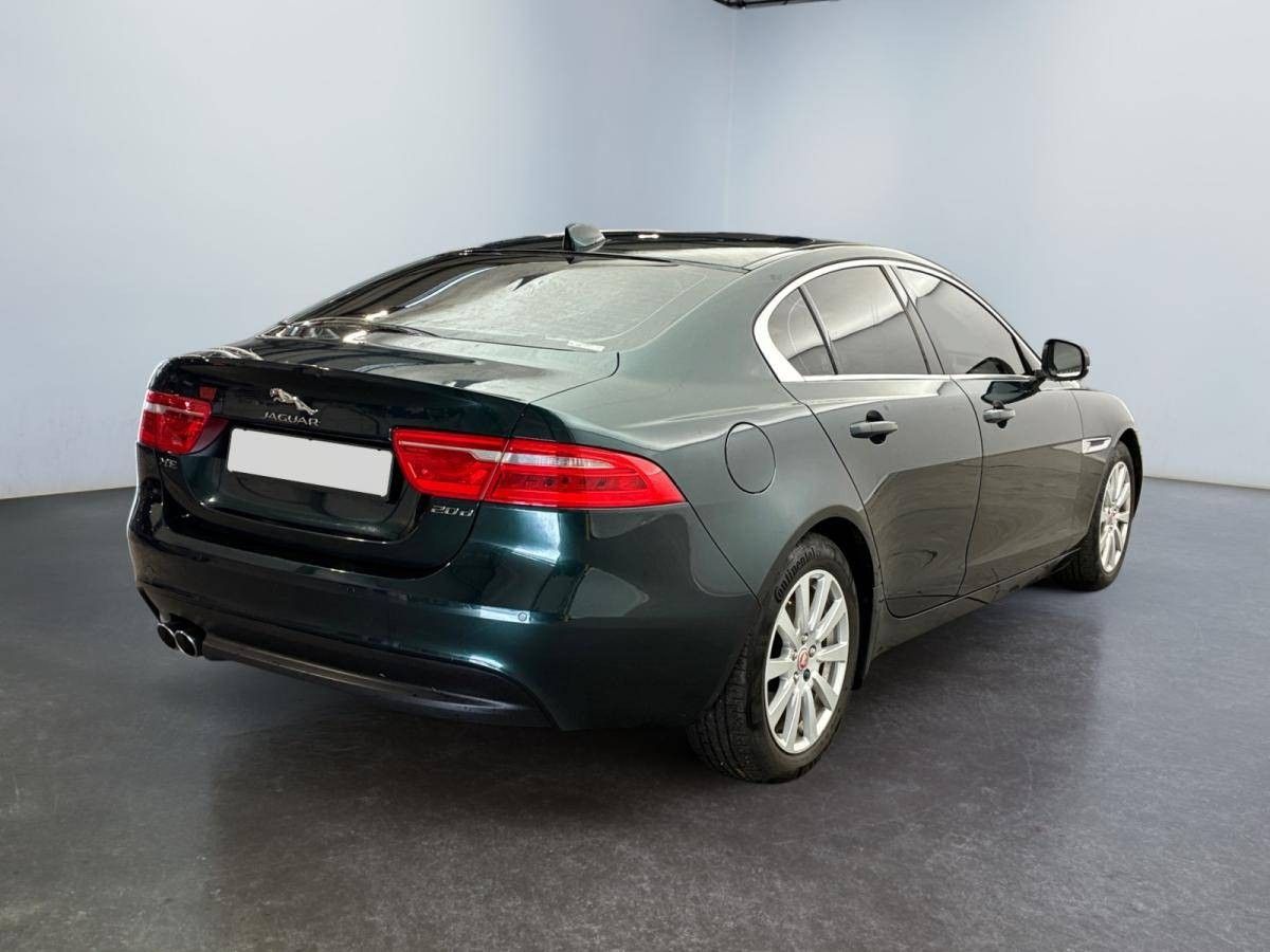 jaguar-xe-2016-diesel-1999cc