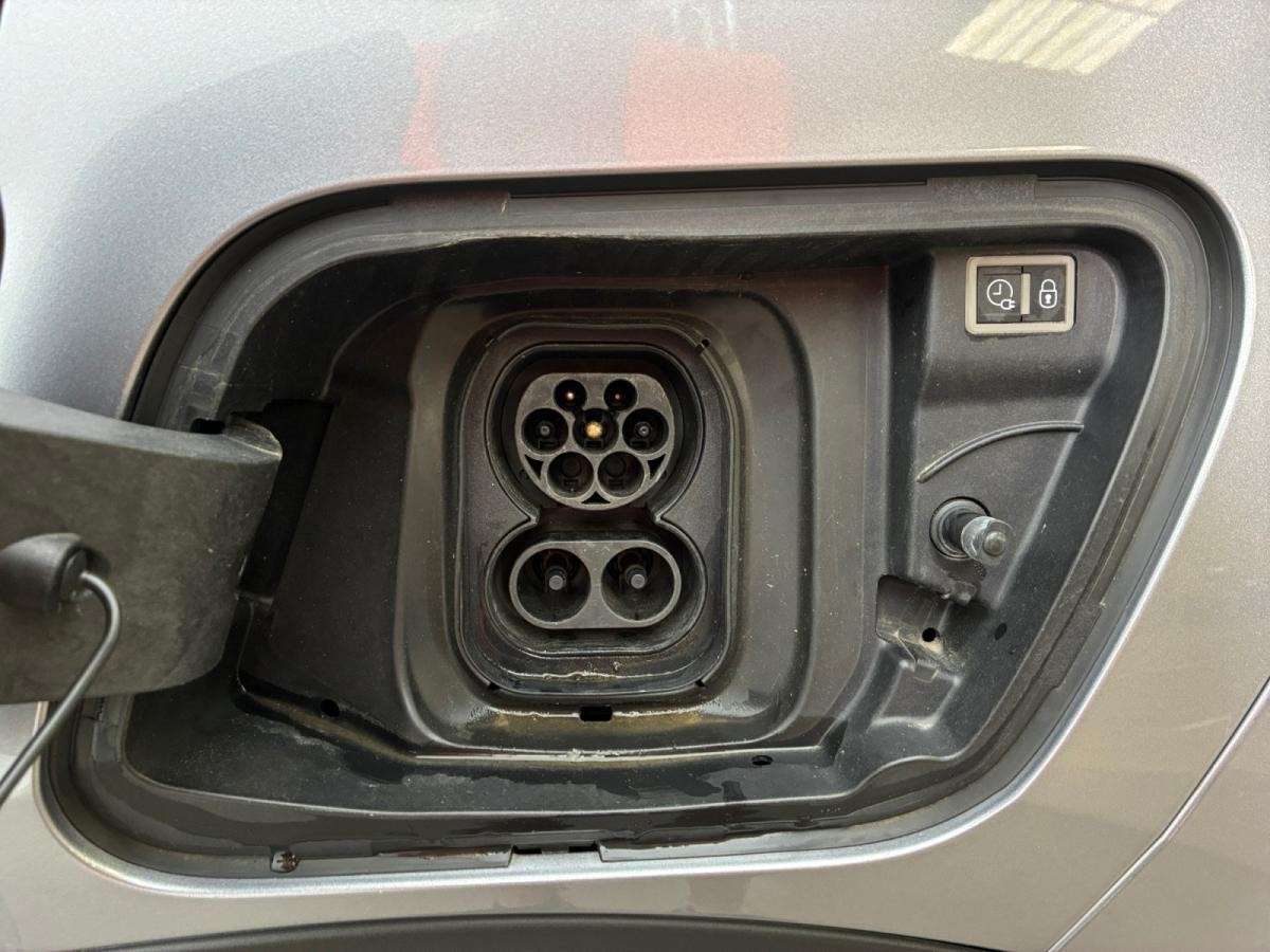 peugeot-2008-2021-eletrico-0cc