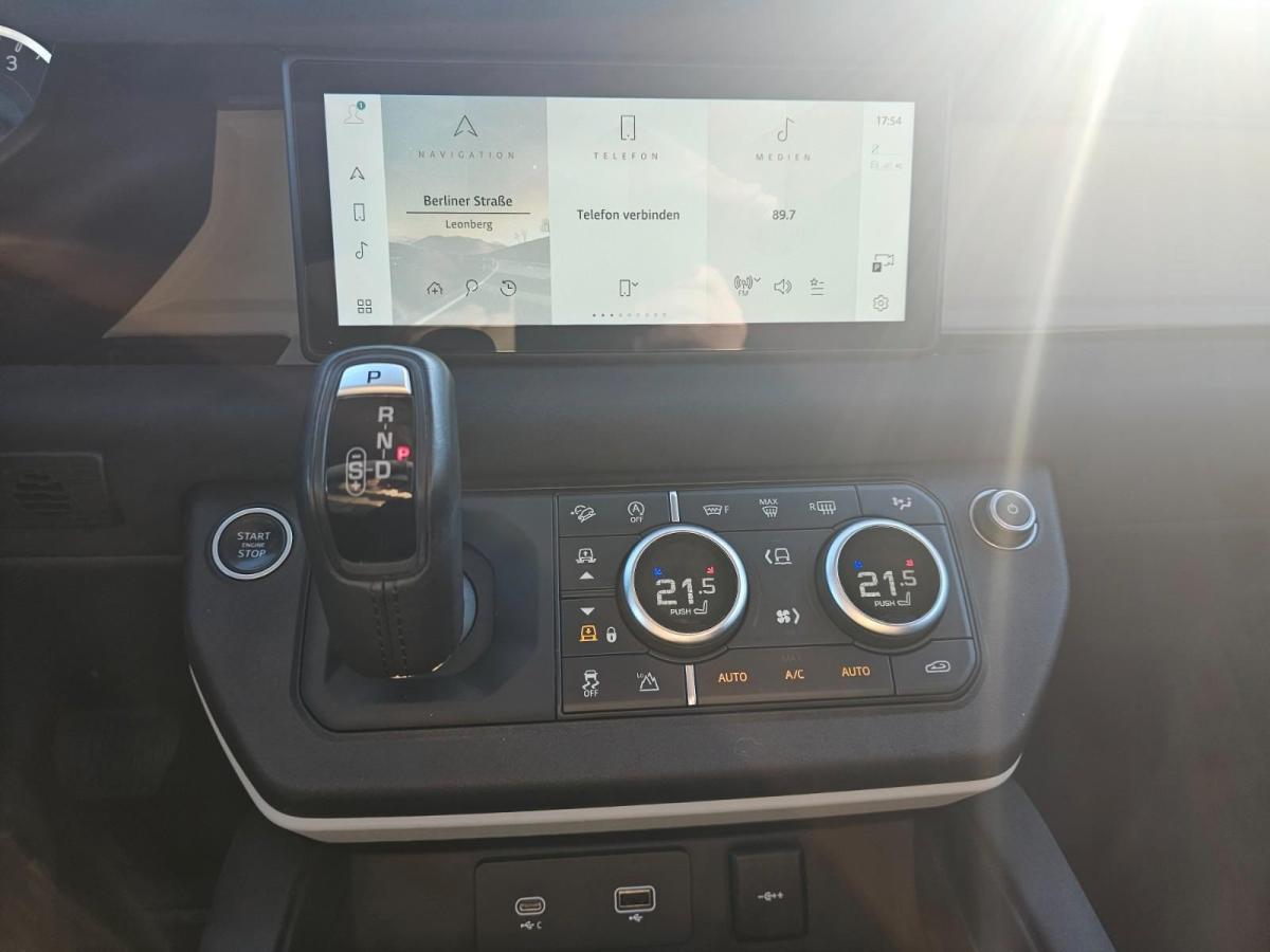 land-rover-defender-2021-diesel-2997cc