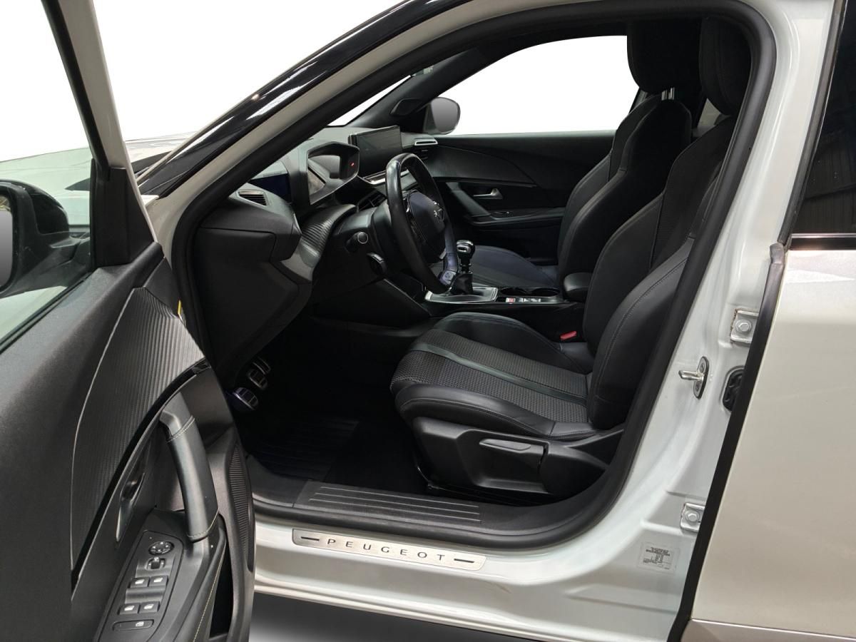 peugeot-2008-2022-gasolina-1199cc