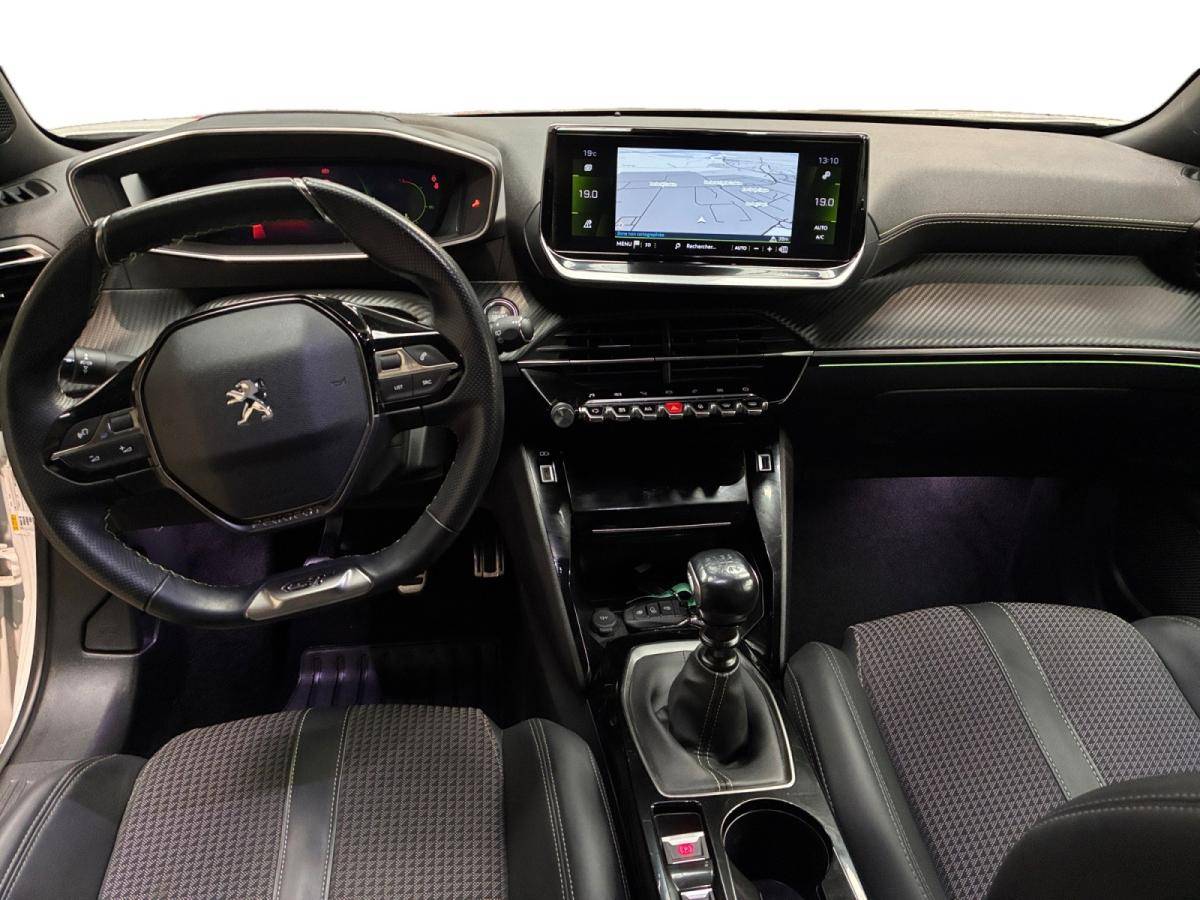 peugeot-2008-2022-gasolina-1199cc