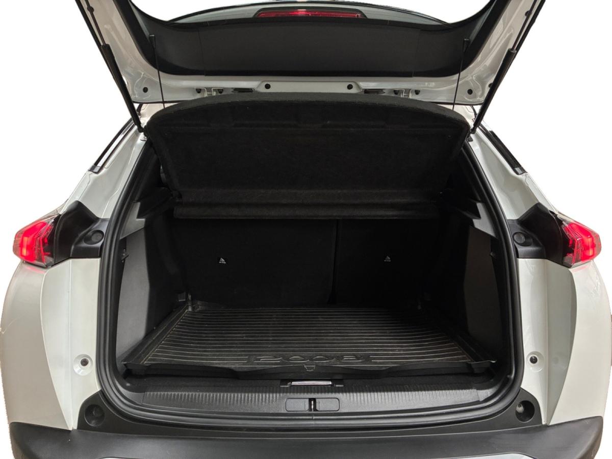 peugeot-2008-2022-gasolina-1199cc