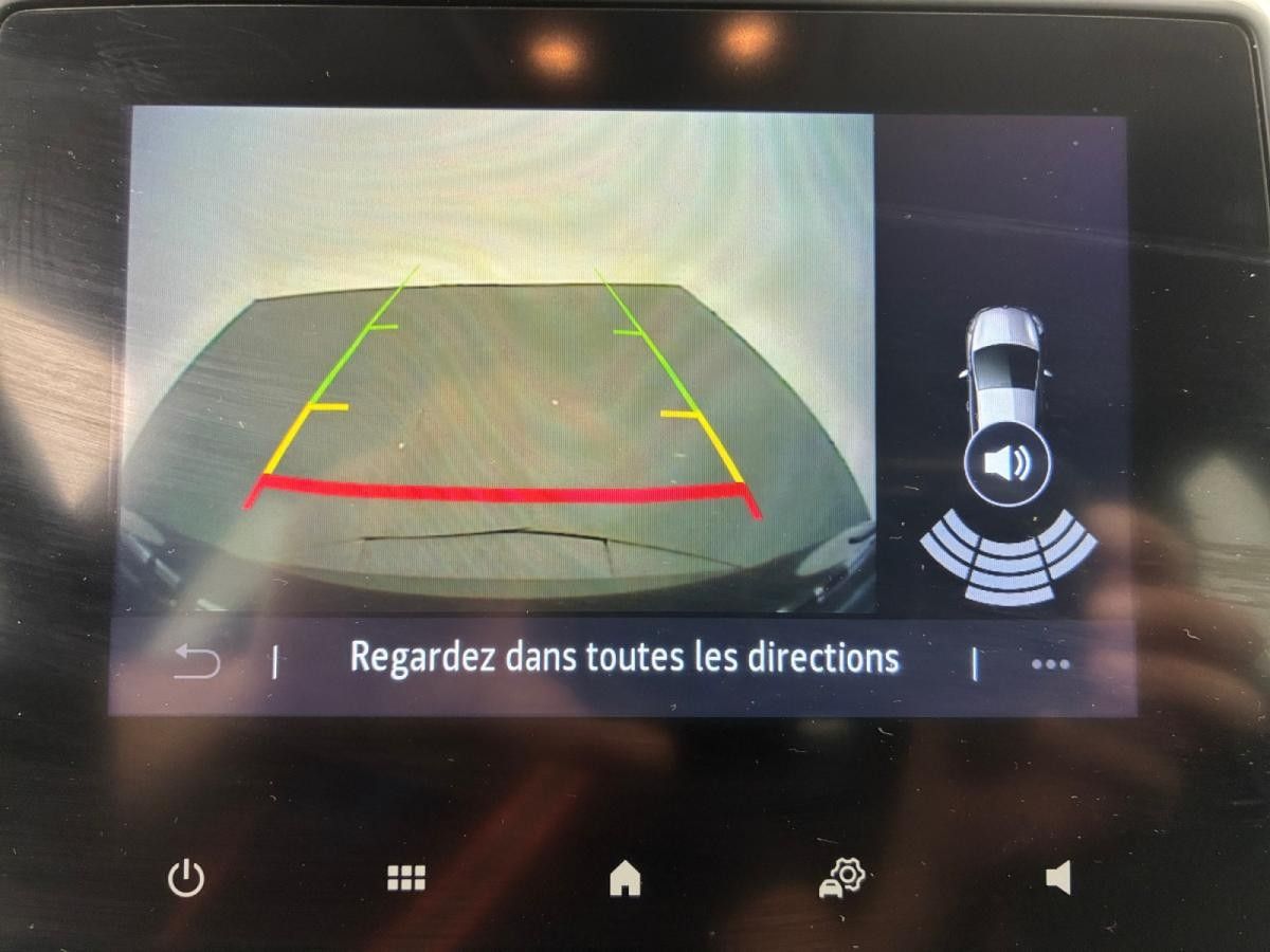 renault-captur-2023-hibrido-a-gasolina-1598cc
